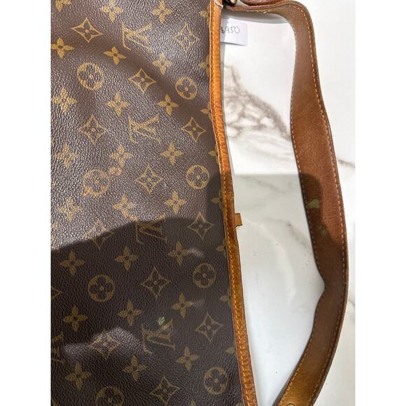 Louis Vuitton Delightful MM Monogram Canvas Tote - Picture 4 of 11